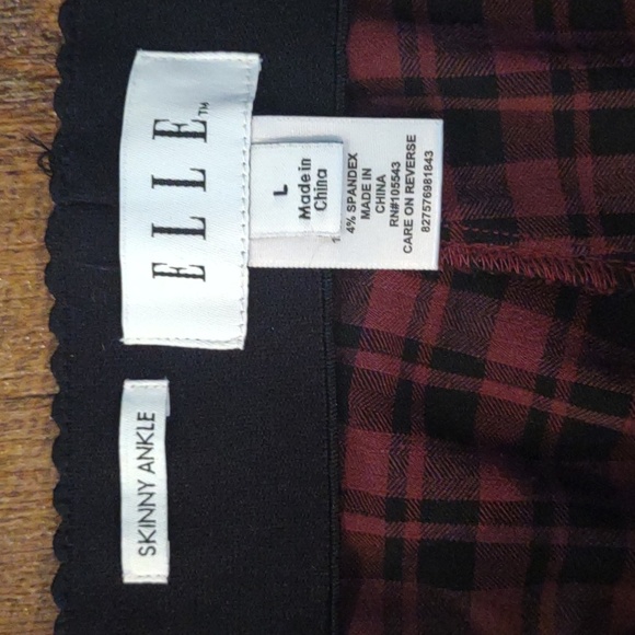 Elle women's large skinny ankle maroon black plaid stretch waist pants - Picture 3 of 5